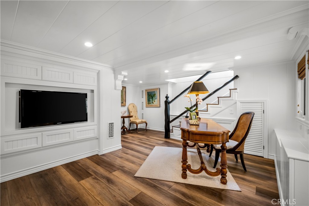 522 Thalia Street, Laguna Beach CA 92651 - photo 19