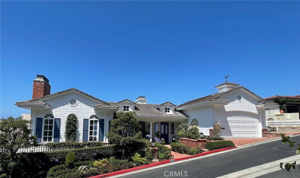 525 Emerald Bay, Laguna Beach CA 92651 - photo 1