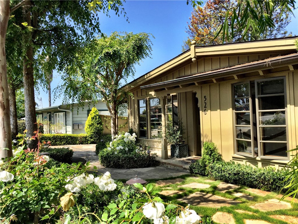 526 Thalia, Laguna Beach CA 92651 - photo 1