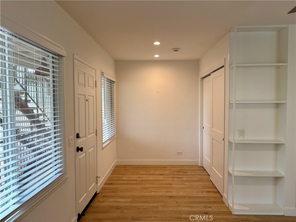 Entry room with closet/storage space - 527 Catalina 2, Laguna Beach CA 92651 - photo 3