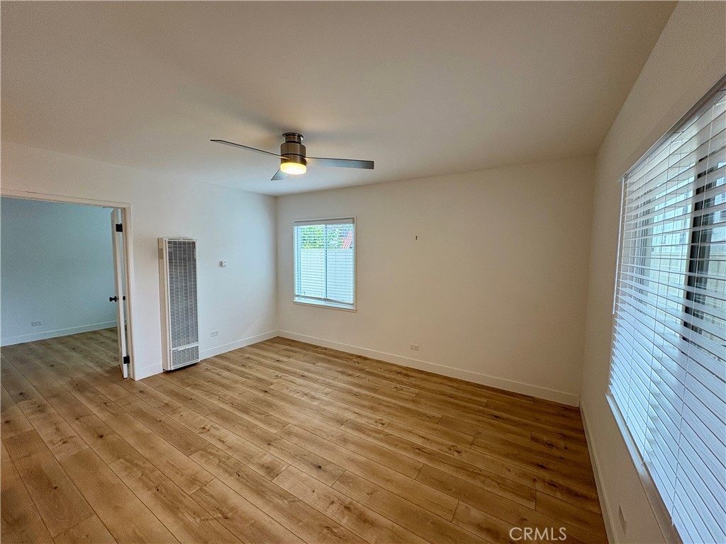 Living room off the entry - 527 Catalina 2, Laguna Beach CA 92651 - photo 4