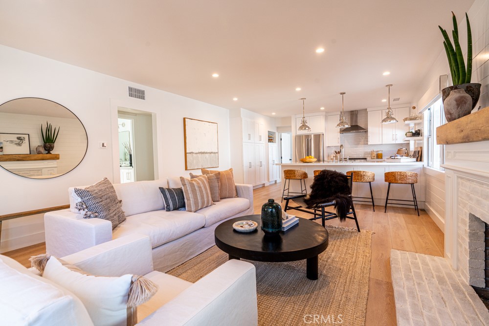 Newly renovated with designer finishes and fixtures. - 529 Catalina, Laguna Beach CA 92651 - photo 1