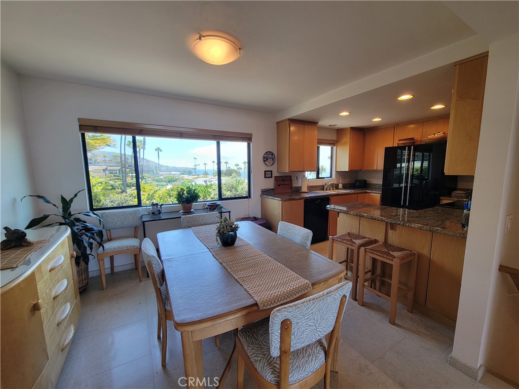 DINING AREA AND KITCHEN - 53 Blue Lagoon, Laguna Beach CA 92651 - photo 12