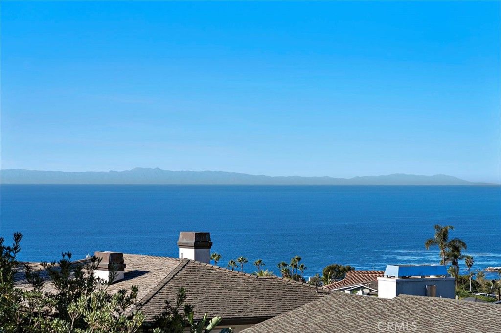 530 Temple Hills Drive, Laguna Beach CA 92651 - photo 1