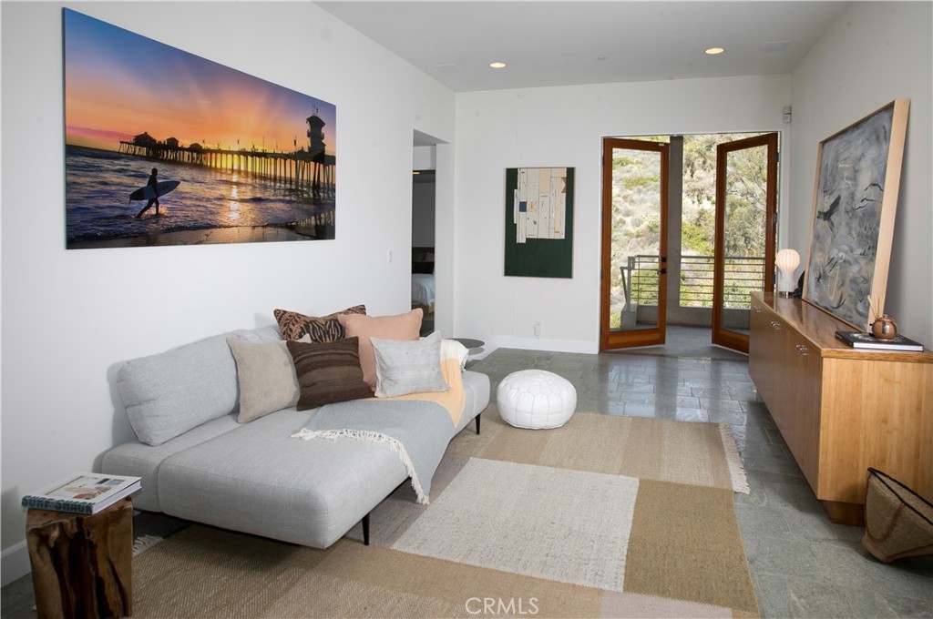 533 Temple Hills Drive, Laguna Beach CA 92651 - photo 9