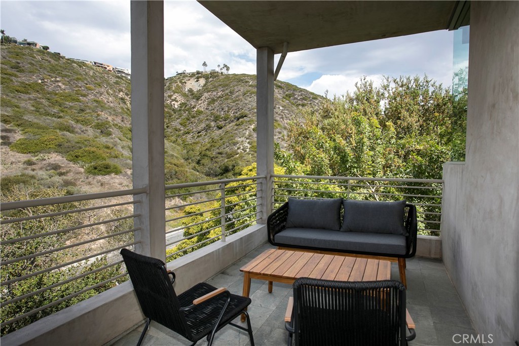533 Temple Hills Drive, Laguna Beach CA 92651 - photo 12