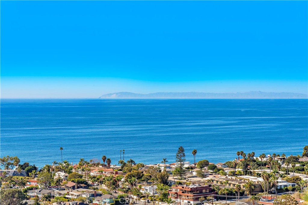535 Dunnegan Drive, Laguna Beach CA 92651 - photo 25
