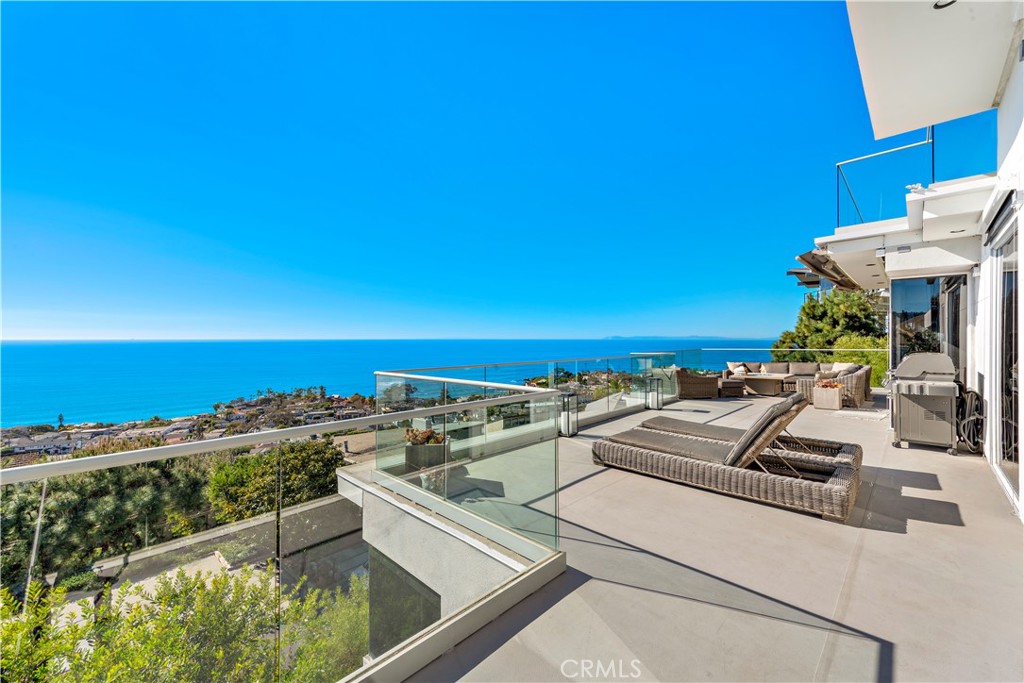 535 Dunnegan Drive, Laguna Beach CA 92651 - photo 30