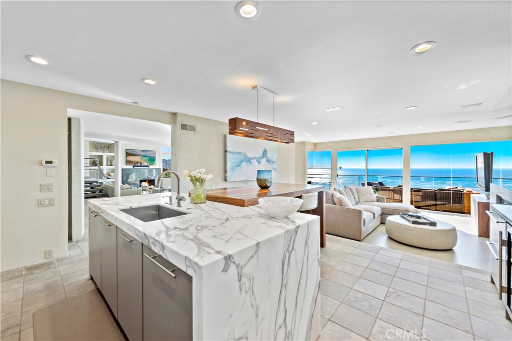 535 Dunnegan Drive, Laguna Beach CA 92651 - photo 33