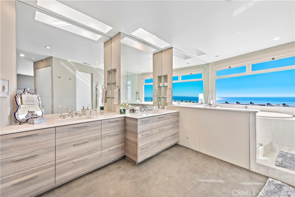 535 Dunnegan Drive, Laguna Beach CA 92651 - photo 36