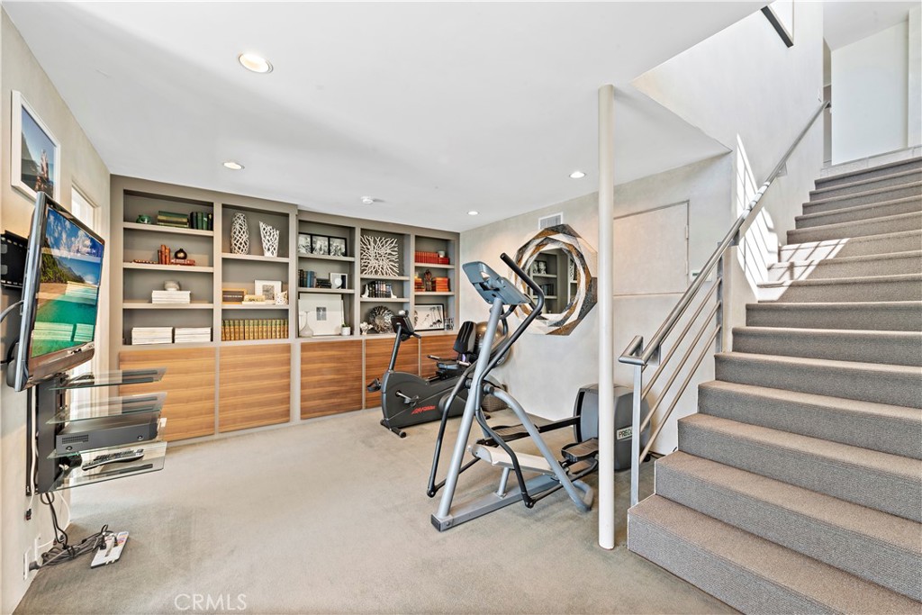 535 Dunnegan Drive, Laguna Beach CA 92651 - photo 42