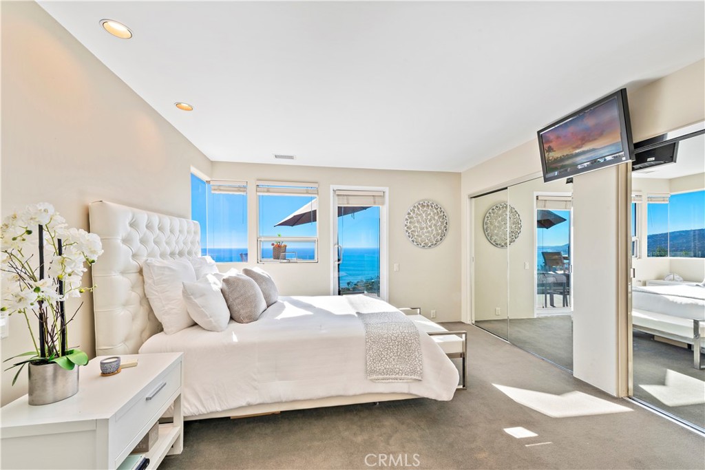 535 Dunnegan Drive, Laguna Beach CA 92651 - photo 47
