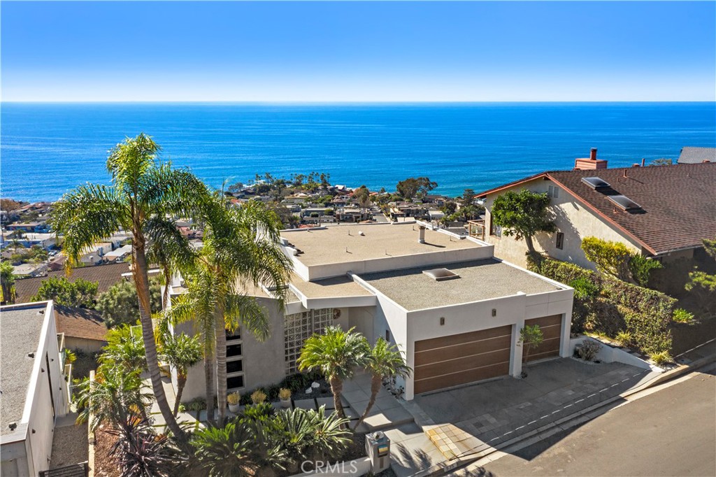 535 Dunnegan Drive, Laguna Beach CA 92651 - photo 57