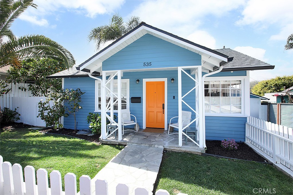 535 Through Street, Laguna Beach CA 92651 - photo 1