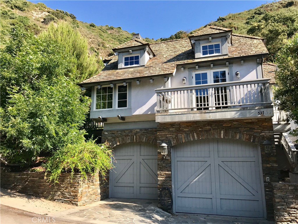 537 Canyon Acres Drive, Laguna Beach CA 92651 - photo 1