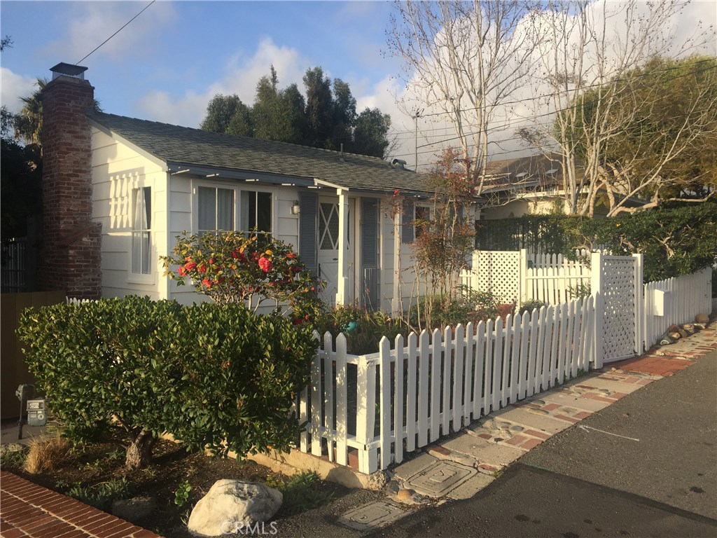538 oak Street, Laguna Beach CA 92651 - photo 1