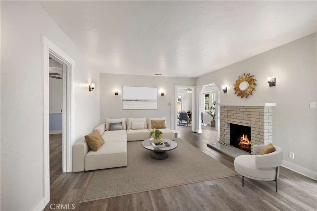 virtually staged - 541 Oak Street, Laguna Beach CA 92651 - photo 1
