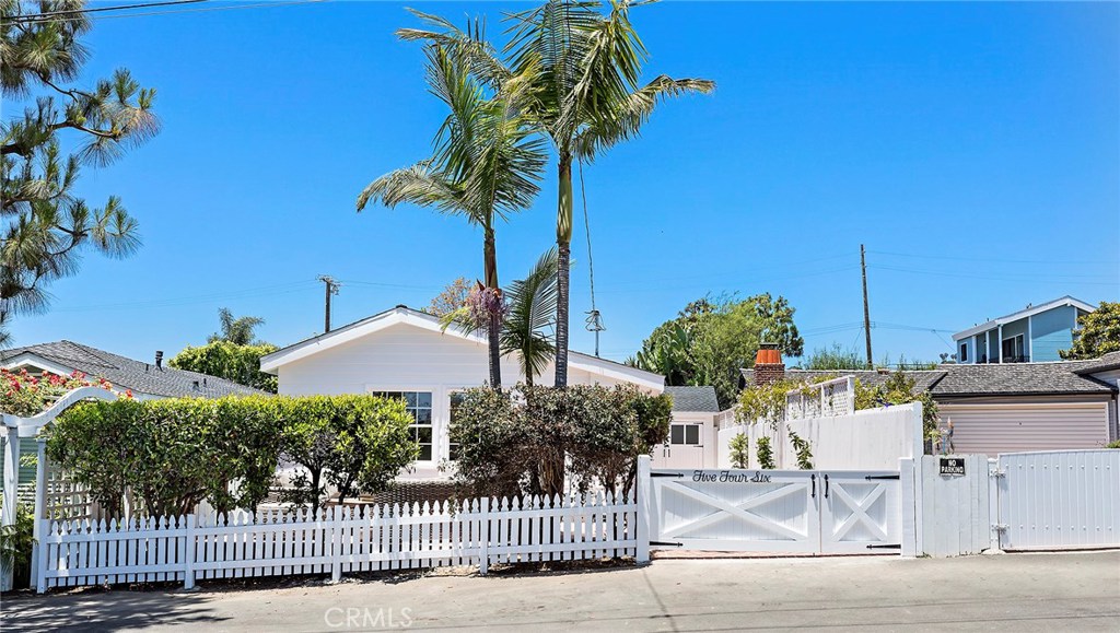 546 Seaview Street, Laguna Beach CA 92651 - photo 1