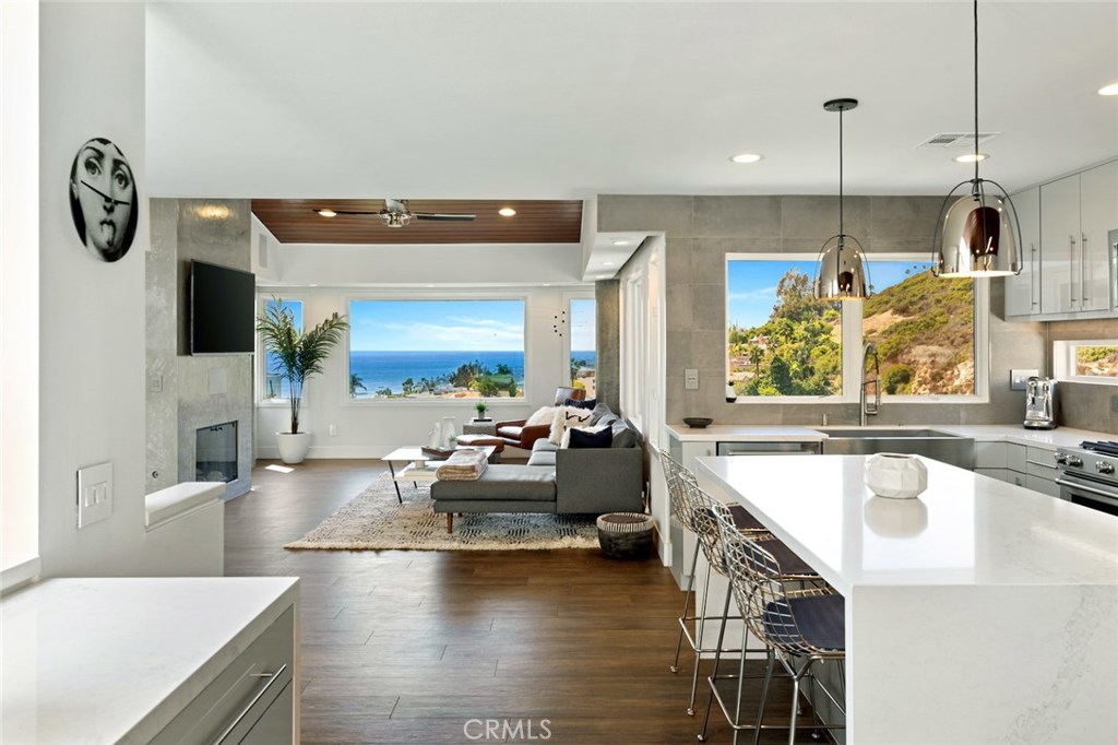 546 Temple Hills Drive, Laguna Beach CA 92651 - photo 1