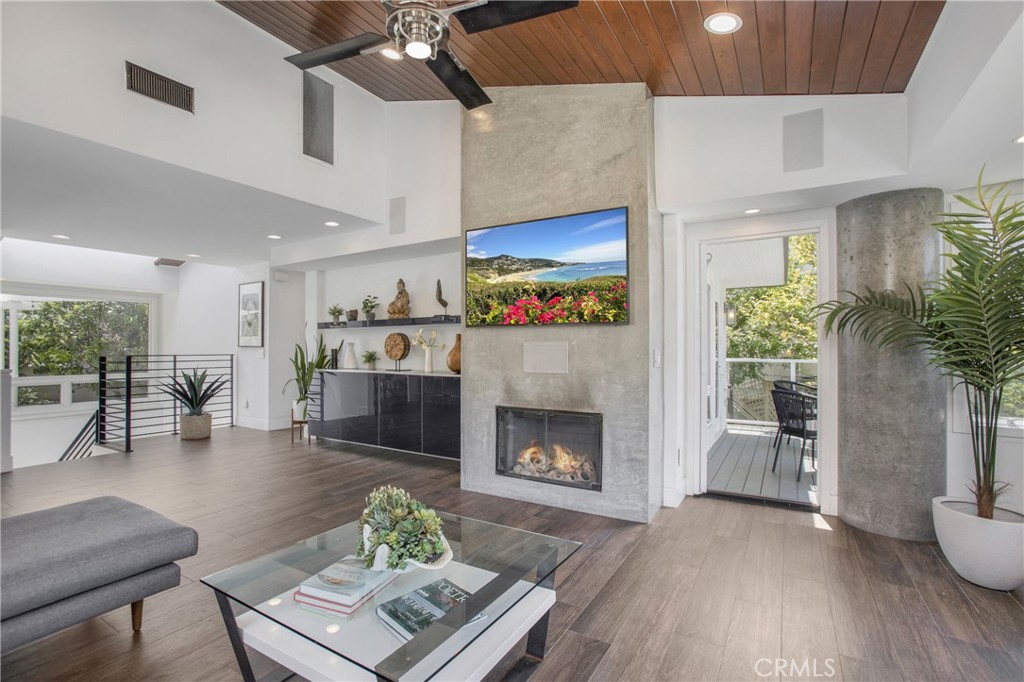 546 Temple Hills, Laguna Beach CA 92651 - photo 12
