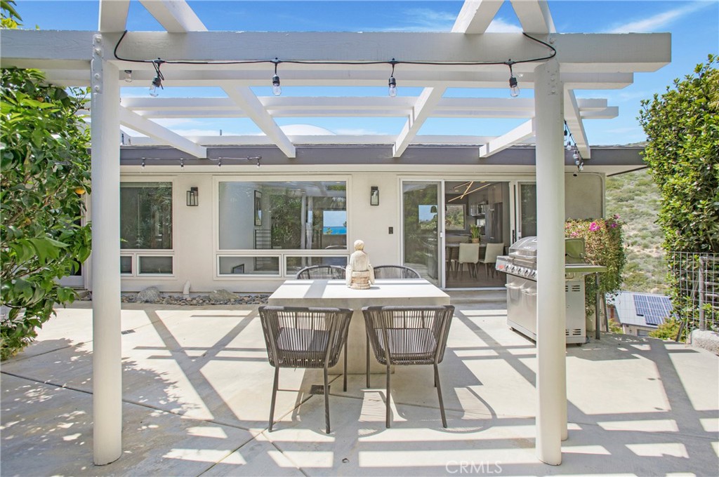 546 Temple Hills, Laguna Beach CA 92651 - photo 15