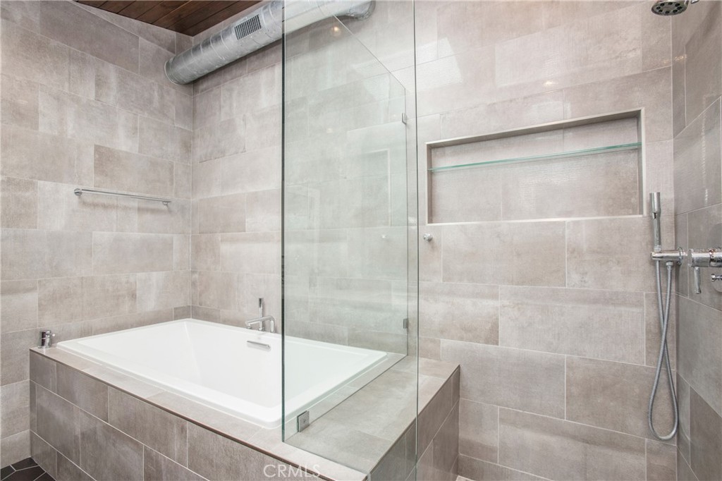 546 Temple Hills, Laguna Beach CA 92651 - photo 20