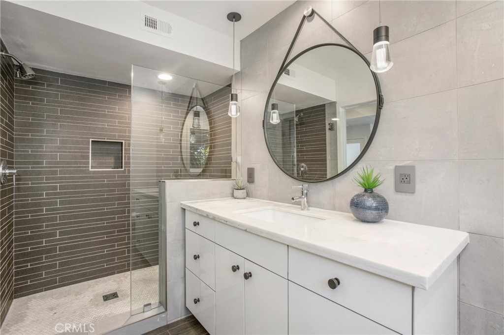 546 Temple Hills, Laguna Beach CA 92651 - photo 28