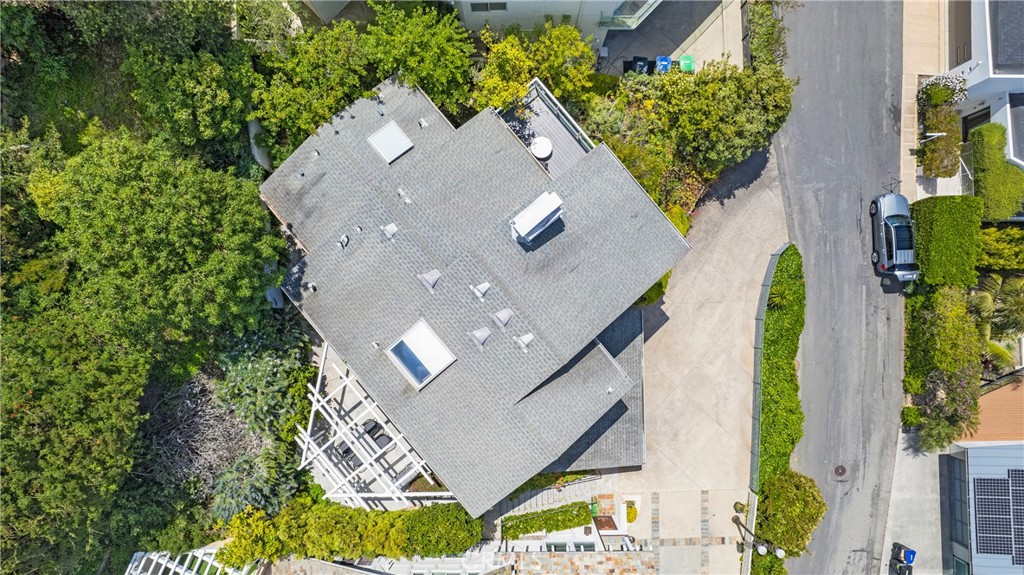 546 Temple Hills, Laguna Beach CA 92651 - photo 36
