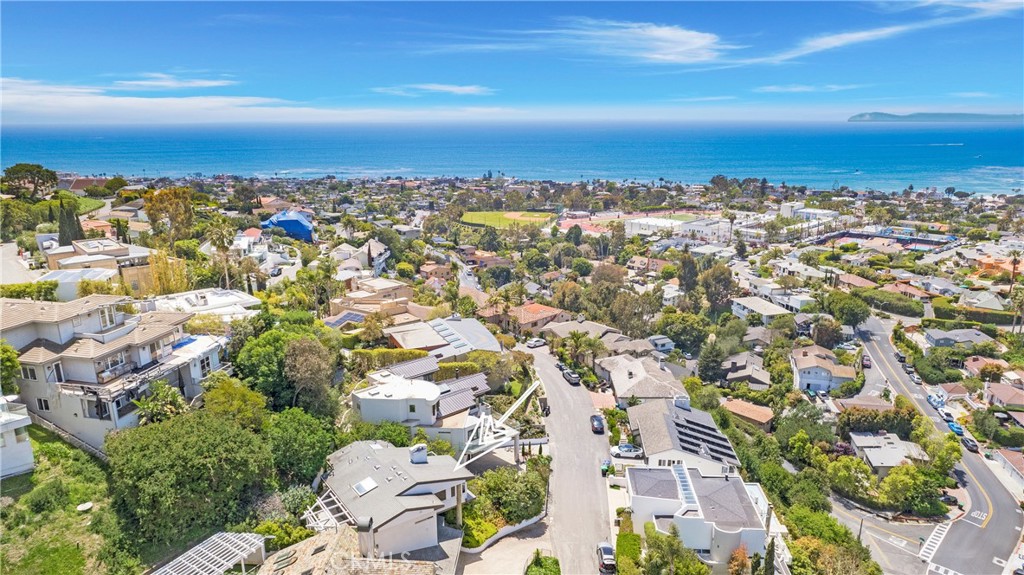 546 Temple Hills, Laguna Beach CA 92651 - photo 37