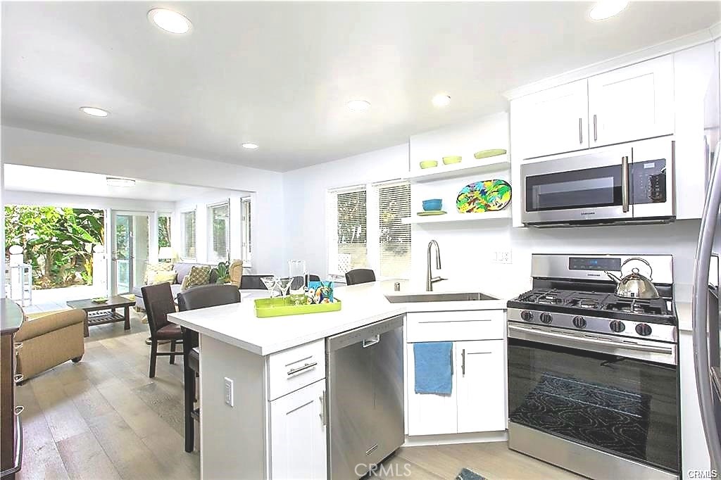 550 Thalia Street, Laguna Beach CA 92651 - photo 1