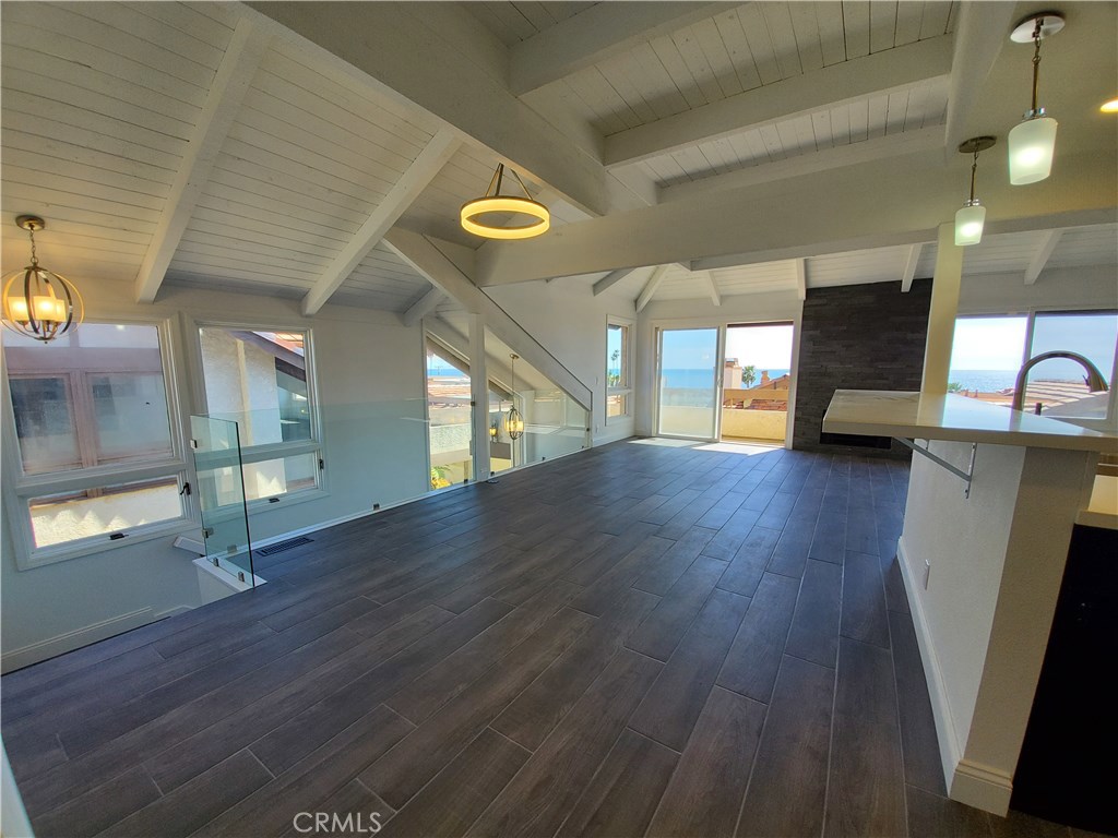 552 N Coast Highway, Laguna Beach CA 92651 - photo 1