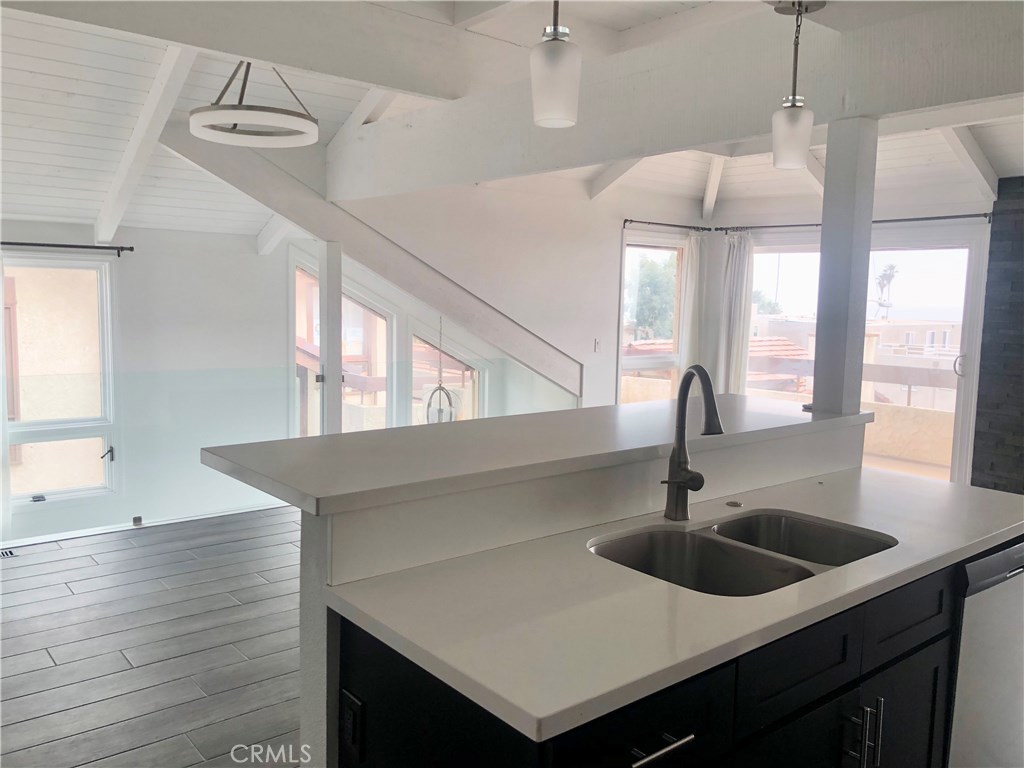552 N Coast Hwy, Laguna Beach CA 92651 - photo 1