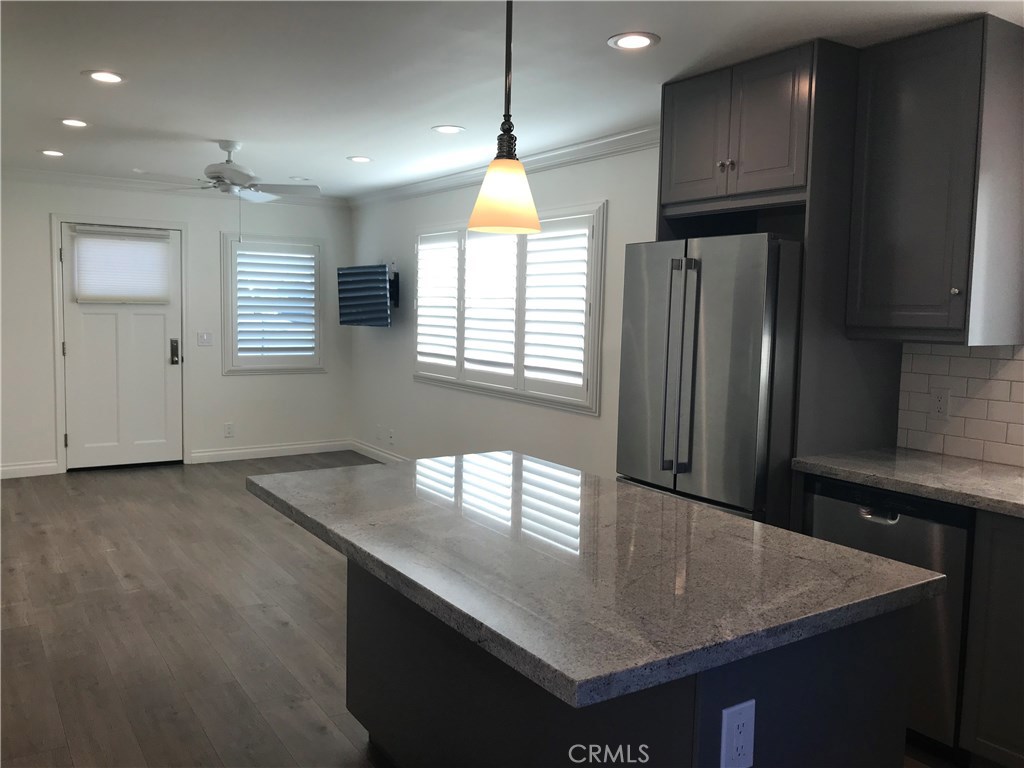 552 Ramona Avenue, Laguna Beach CA 92651 - photo 1