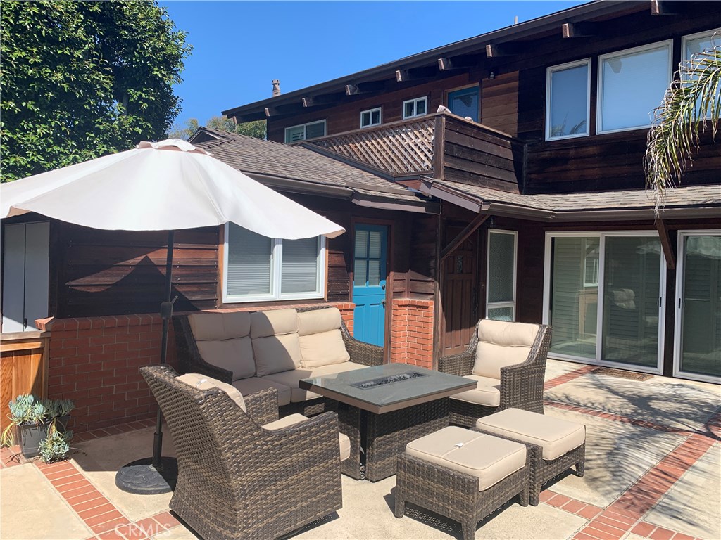 554 Ramona Avenue, Laguna Beach CA 92651 - photo 1