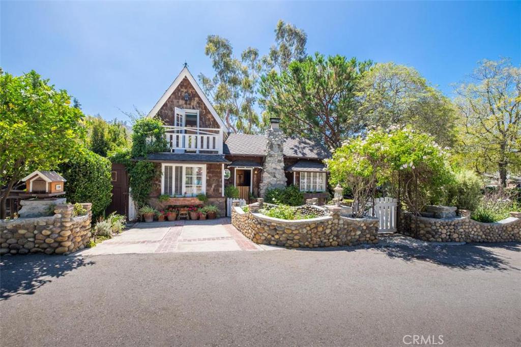 559 Calliope Street, Laguna Beach CA 92651 - photo 1