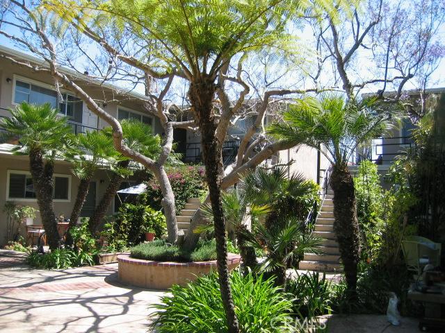 559 Cypress Drive 3, Laguna Beach CA 92651 - photo 1