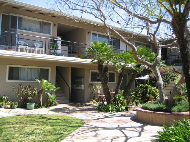 559 Cypress Drive D, Laguna Beach CA 92651 - photo 1
