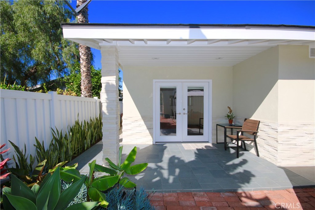 560 Graceland Drive Back, Laguna Beach CA 92651 - photo 1