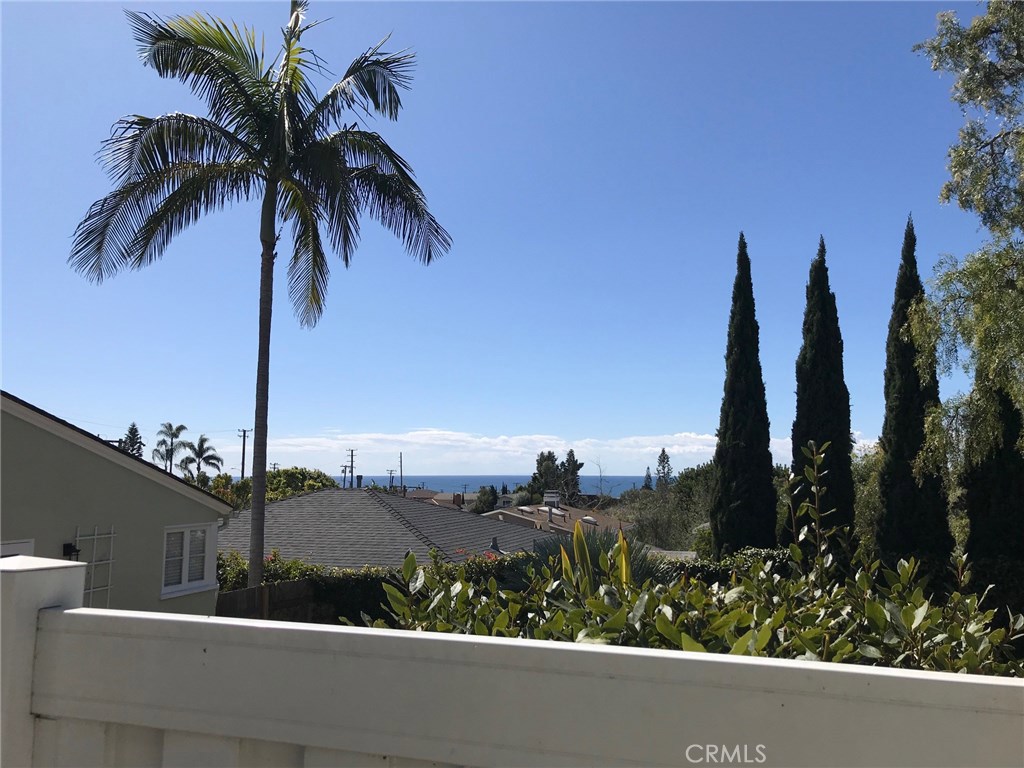 560 Graceland Drive, Laguna Beach CA 92651 - photo 1