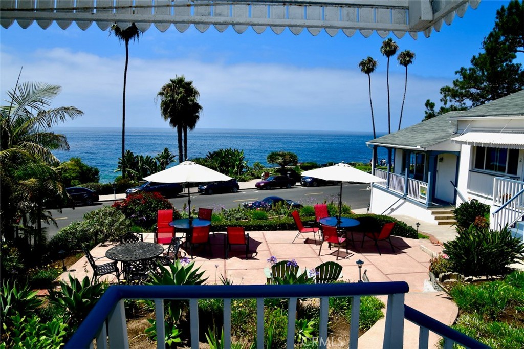 564 Cliff Drive 6, Laguna Beach CA 92651 - photo 1