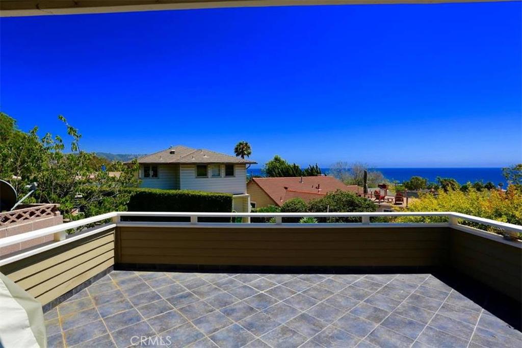 564 High Drive, Laguna Beach CA 92651 - photo 1