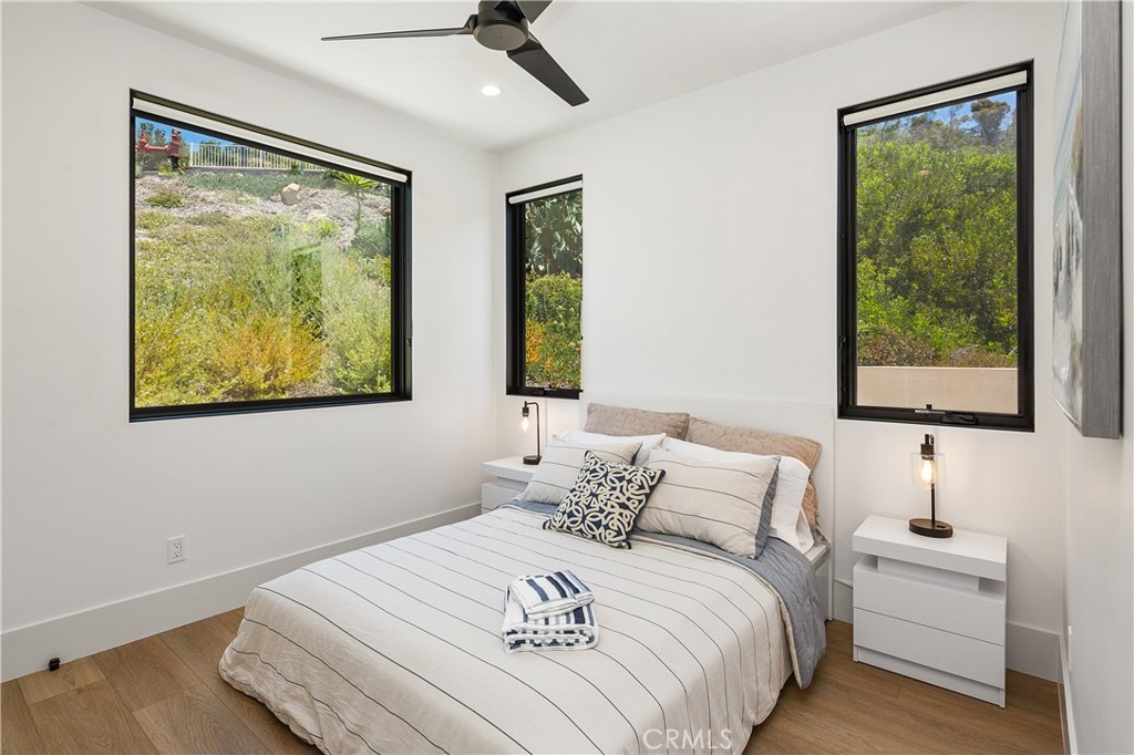 565 B Fern Street B, Laguna Beach CA 92651 - photo 12