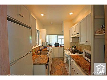 565 Lombardy Lane, Laguna Beach CA 92651 - photo 1