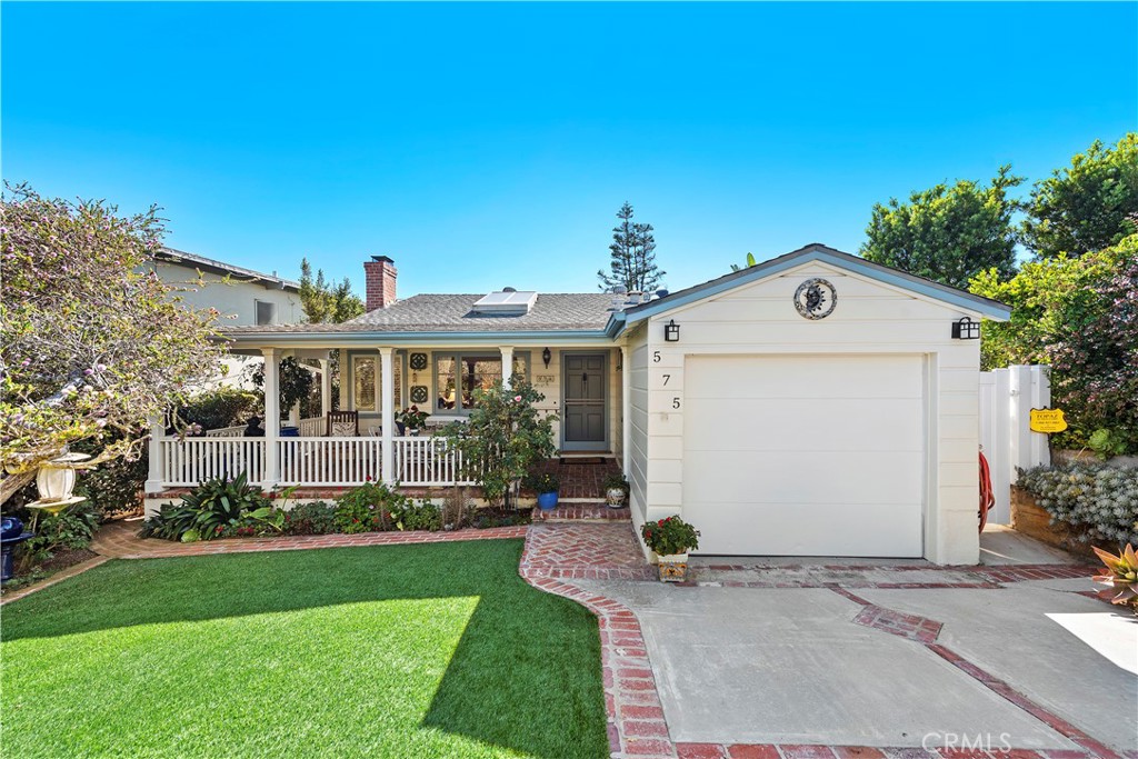 575 Blumont Street, Laguna Beach CA 92651 - photo 1