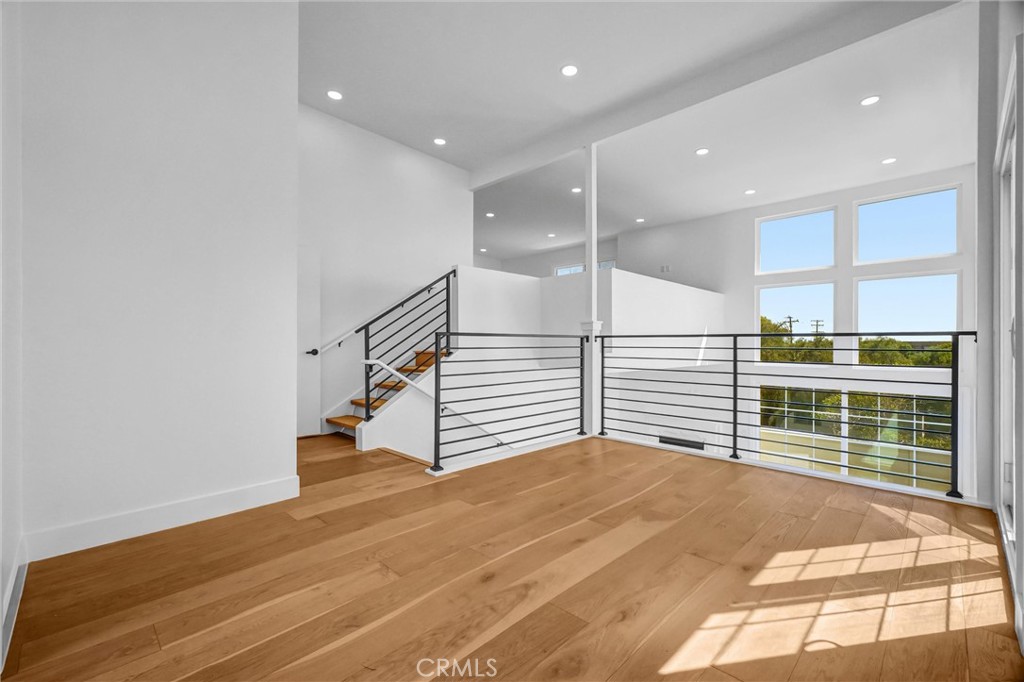 575 Through A, Laguna Beach CA 92651 - photo 8