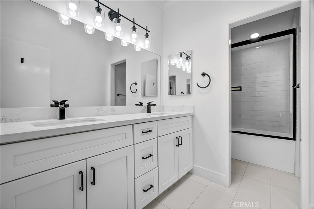 575 Through A, Laguna Beach CA 92651 - photo 19