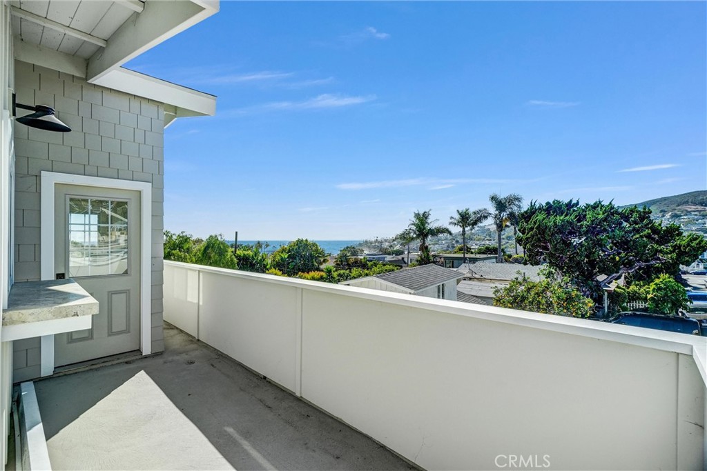 575 Through A, Laguna Beach CA 92651 - photo 25