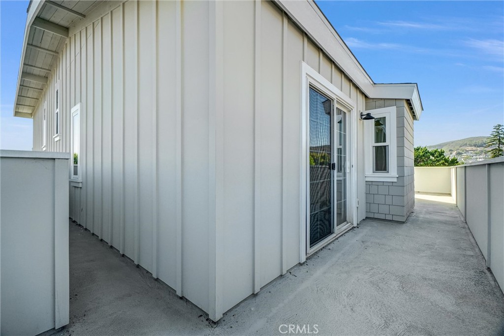 575 Through A, Laguna Beach CA 92651 - photo 30