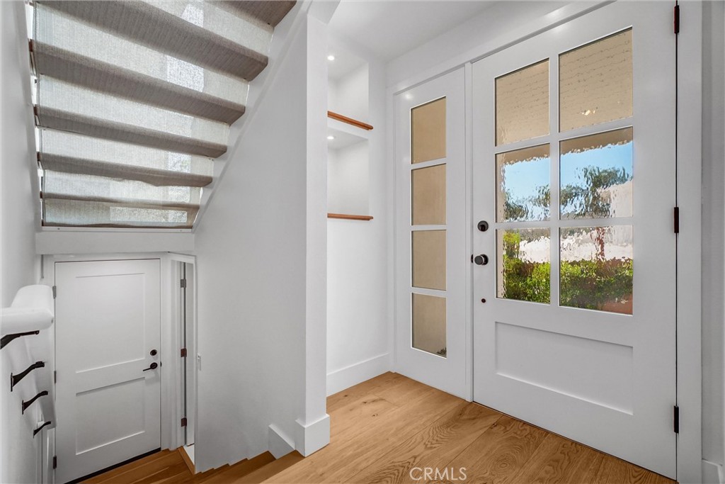 575 Through A, Laguna Beach CA 92651 - photo 32