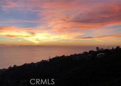 577 Ramona Avenue E, Laguna Beach CA 92651 - photo 1
